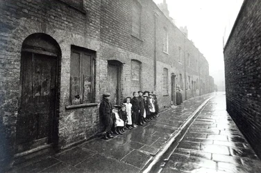 Slums in London, ca. 1900
